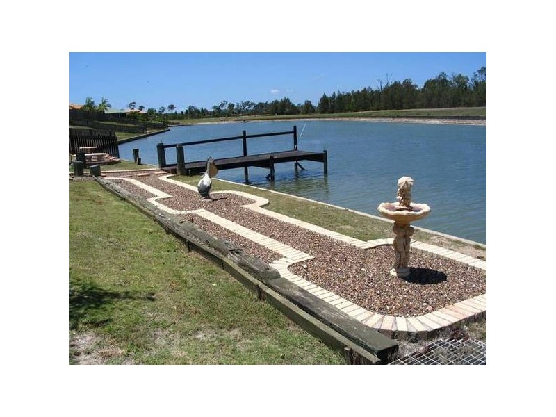 Eli Waters QLD 4655