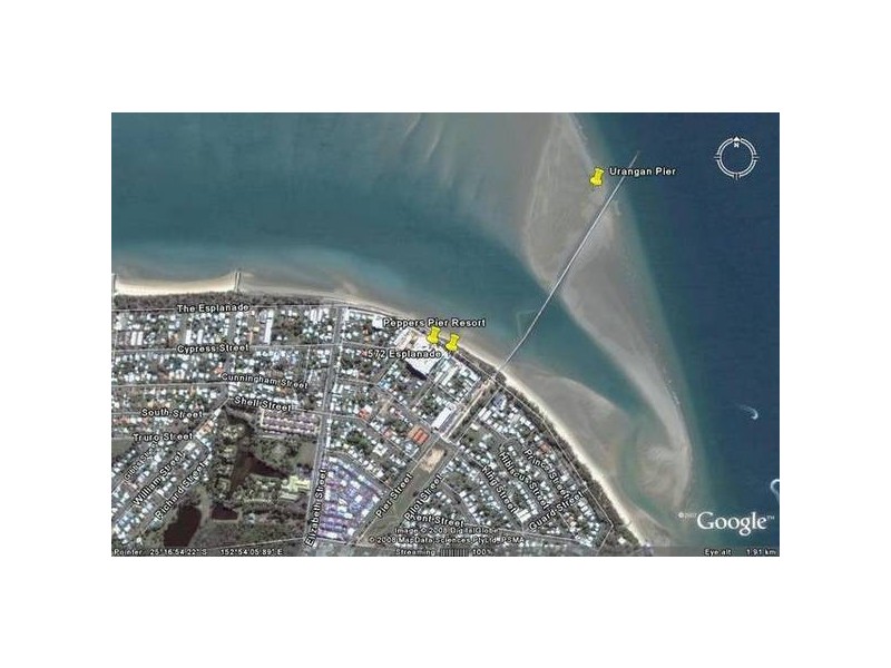 572 Esplanade, Urangan QLD 4655