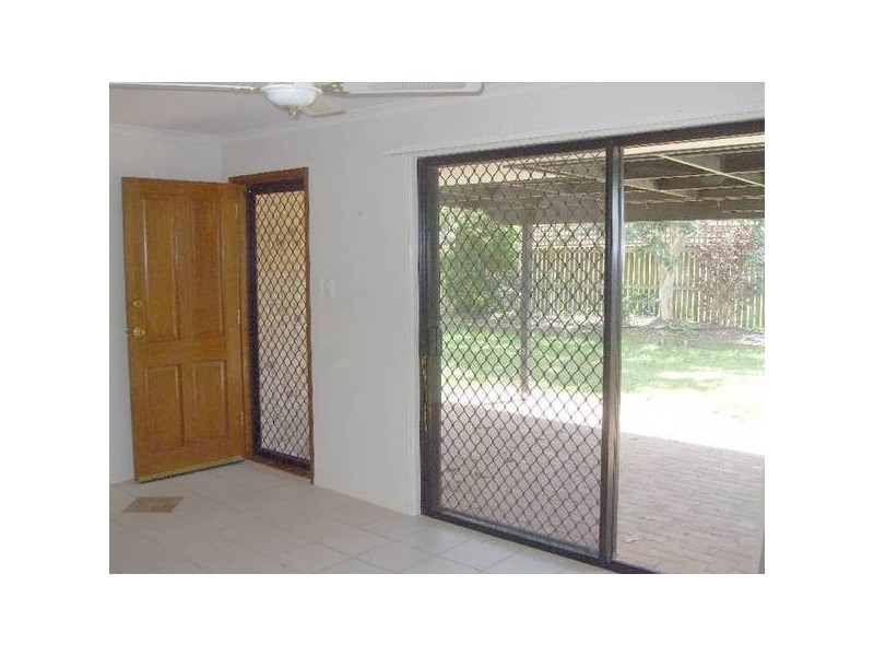 Point Vernon QLD 4655