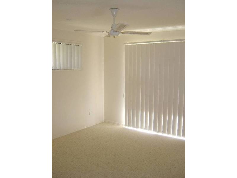 Point Vernon QLD 4655