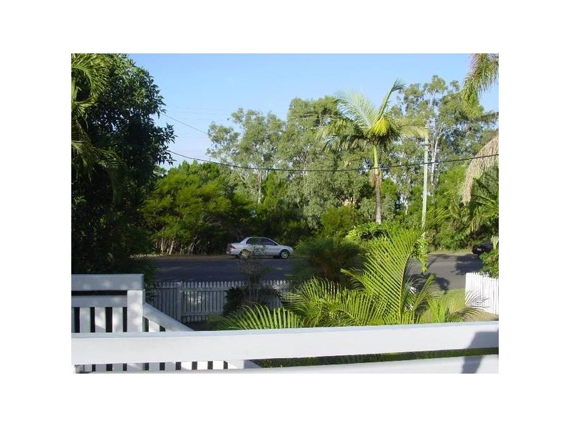 221 Esplanade, Pialba QLD 4655
