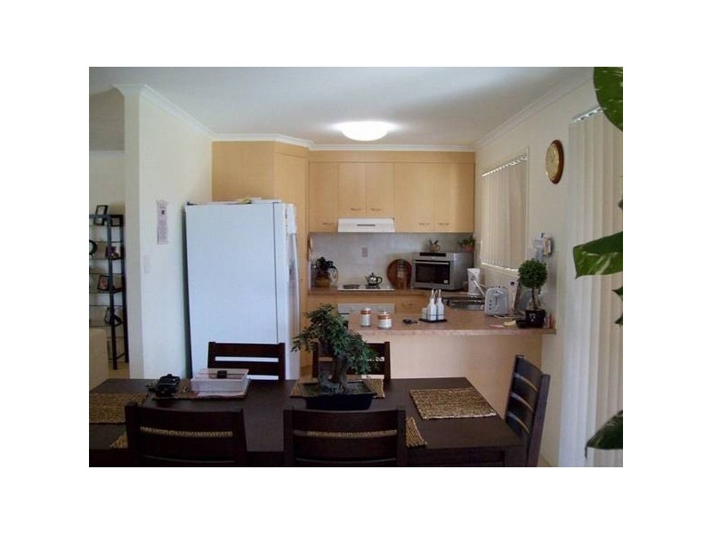 2 Gunsynd Way, Point Vernon QLD 4655