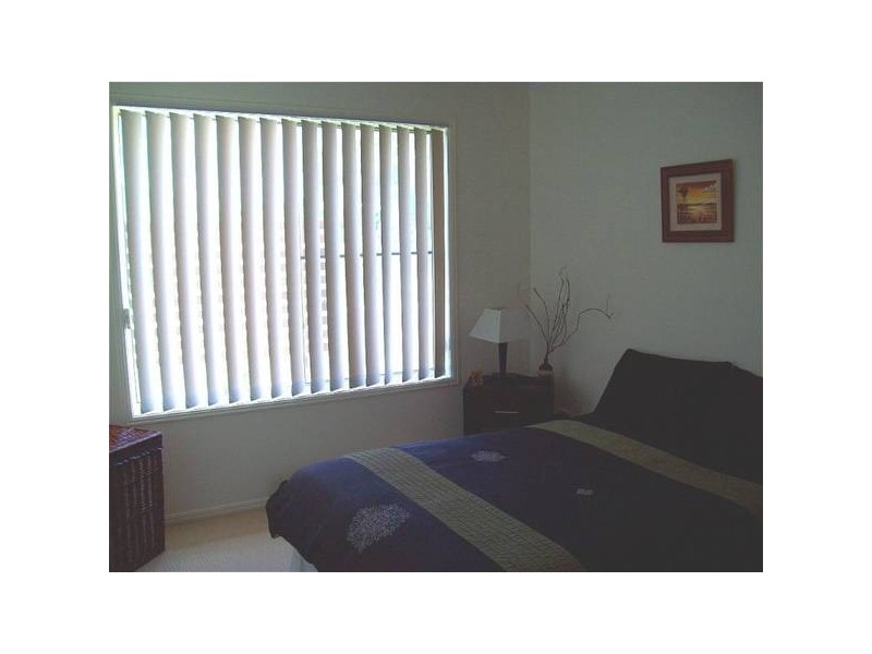 2 Gunsynd Way, Point Vernon QLD 4655
