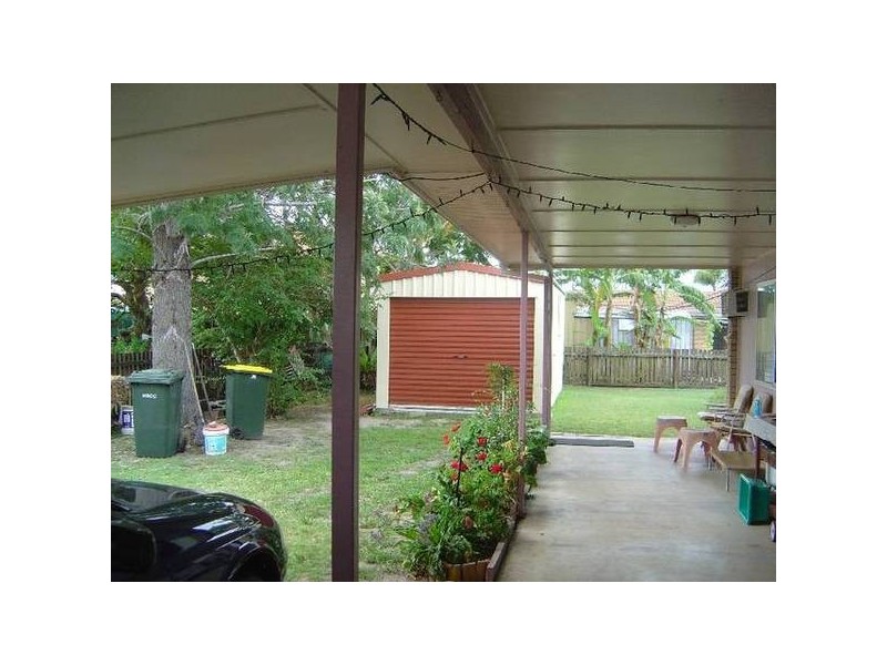 10 Wonga Street, Scarness QLD 4655