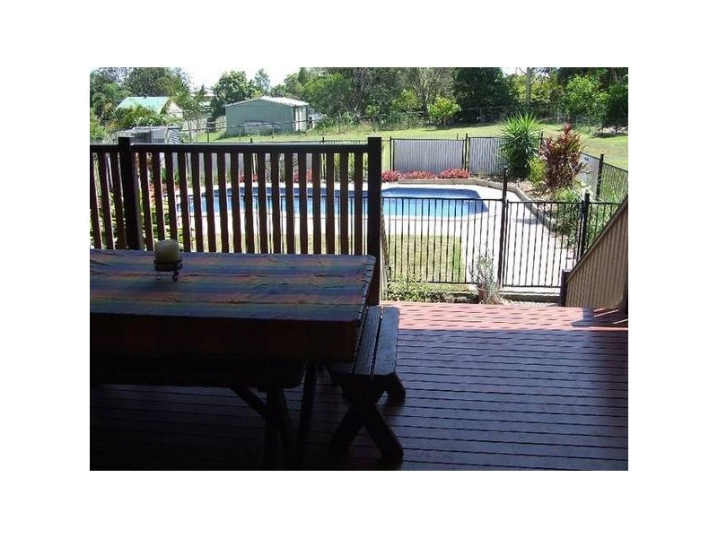 139-141 Christensen Street, Urraween QLD 4655