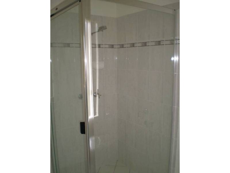 13 Barry Street, Torquay QLD 4655