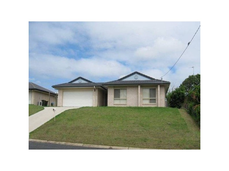 13 Barry Street, Torquay QLD 4655