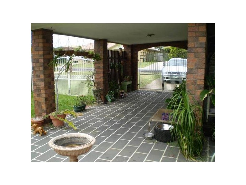 Point Vernon QLD 4655