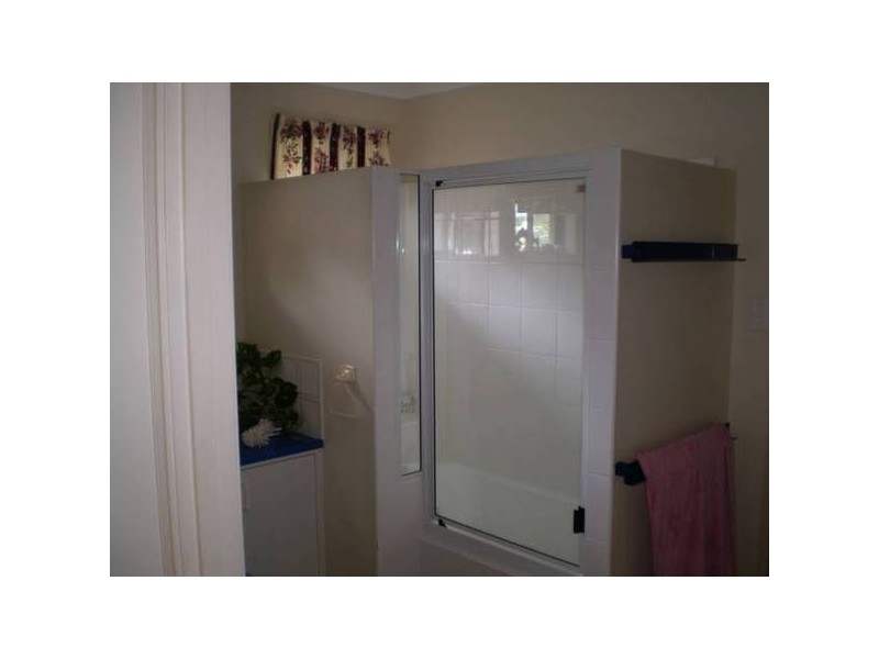 Point Vernon QLD 4655