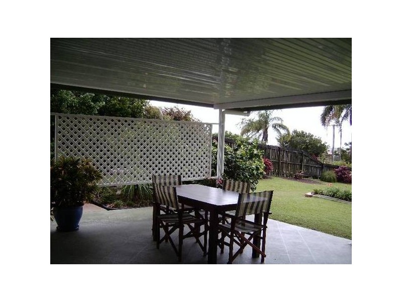 11 Maike Drive, Urraween QLD 4655