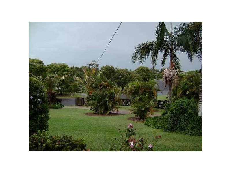 11 Maike Drive, Urraween QLD 4655