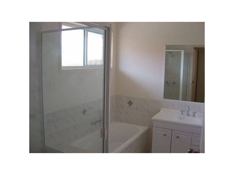 Point Vernon QLD 4655