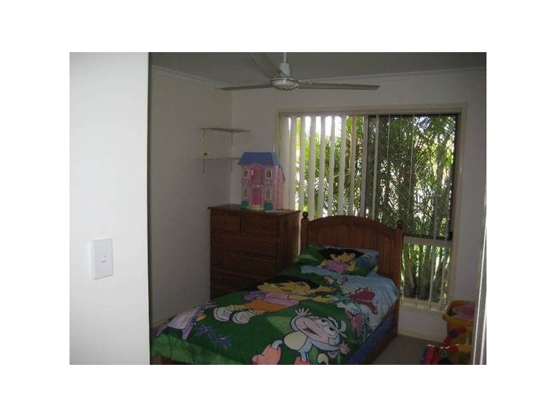 4 Merrilyn Court, Urangan QLD 4655