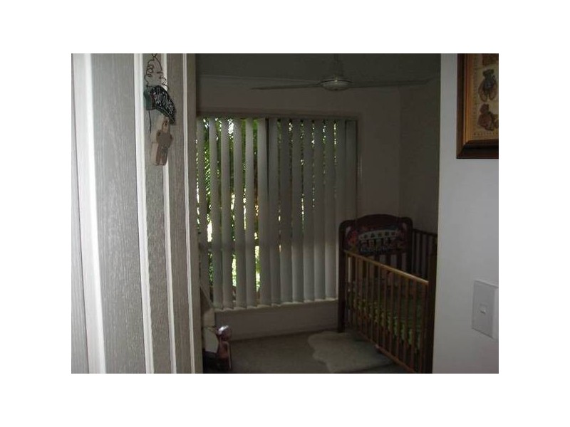 4 Merrilyn Court, Urangan QLD 4655