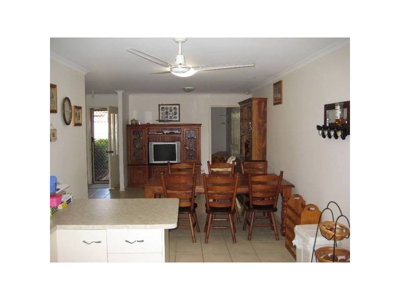 4 Merrilyn Court, Urangan QLD 4655