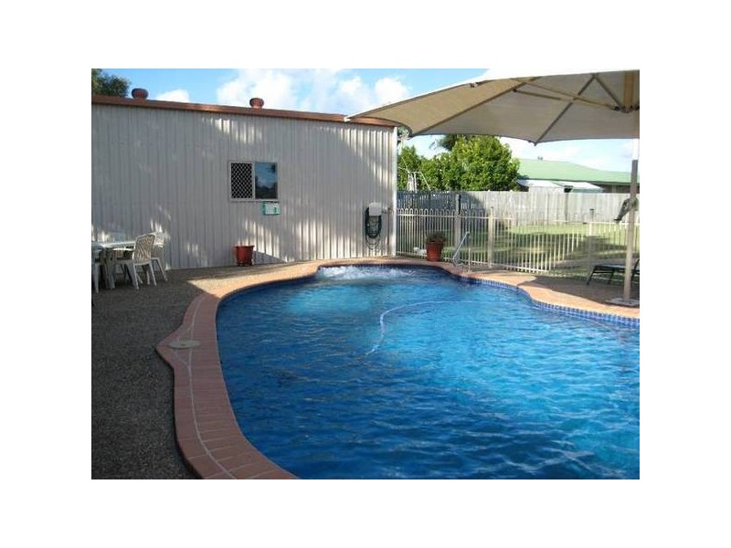 4 Merrilyn Court, Urangan QLD 4655