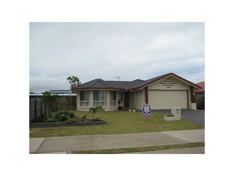 18 Endeavour Way, Eli Waters QLD 4655