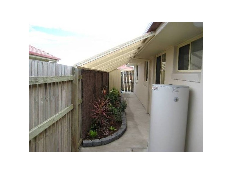18 Endeavour Way, Eli Waters QLD 4655