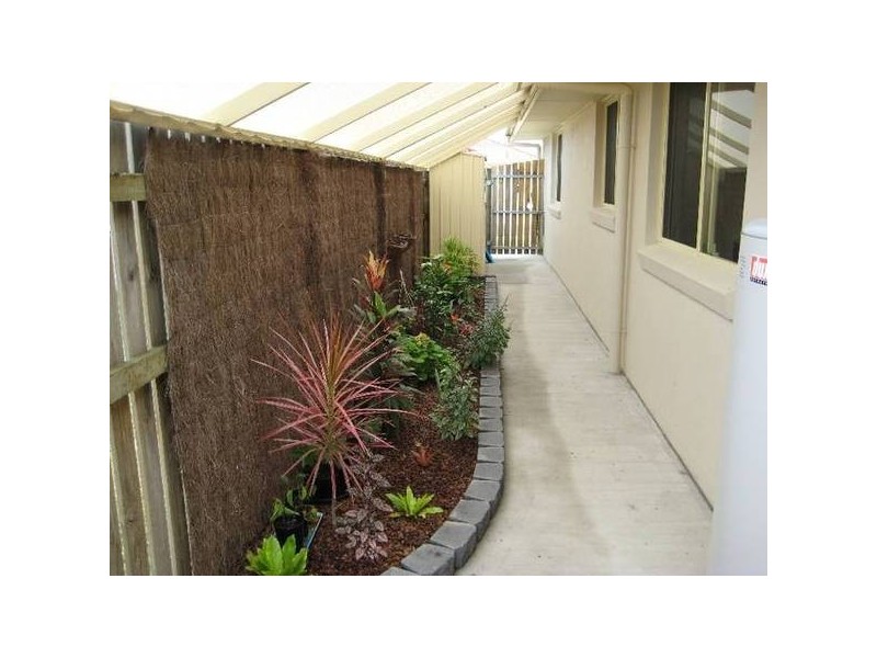 18 Endeavour Way, Eli Waters QLD 4655