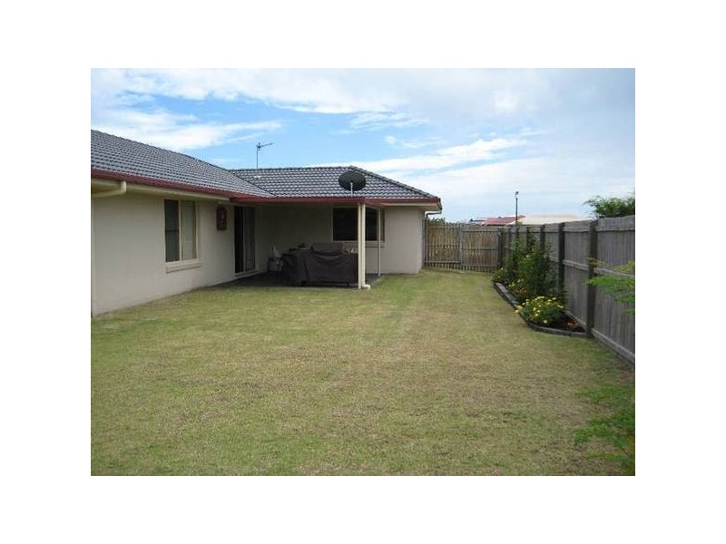 18 Endeavour Way, Eli Waters QLD 4655