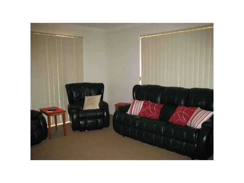 4 Carlisle Court, Kawungan QLD 4655