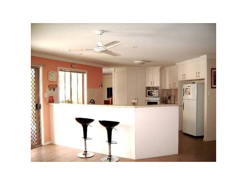 4 Carlisle Court, Kawungan QLD 4655