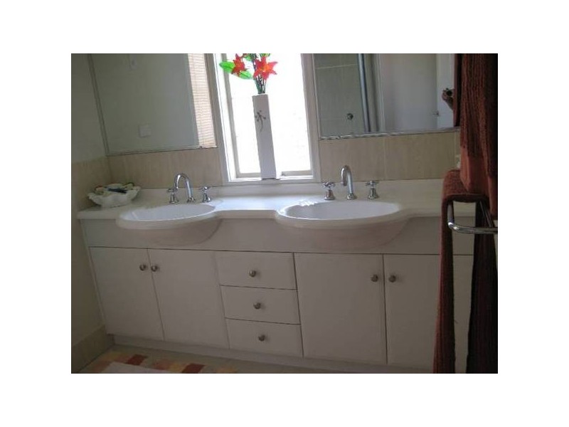 4 Carlisle Court, Kawungan QLD 4655