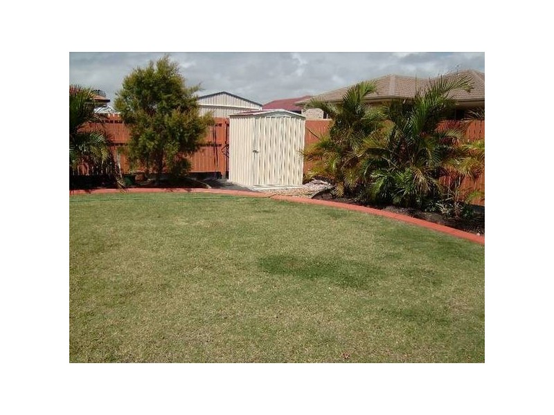 4 Carlisle Court, Kawungan QLD 4655