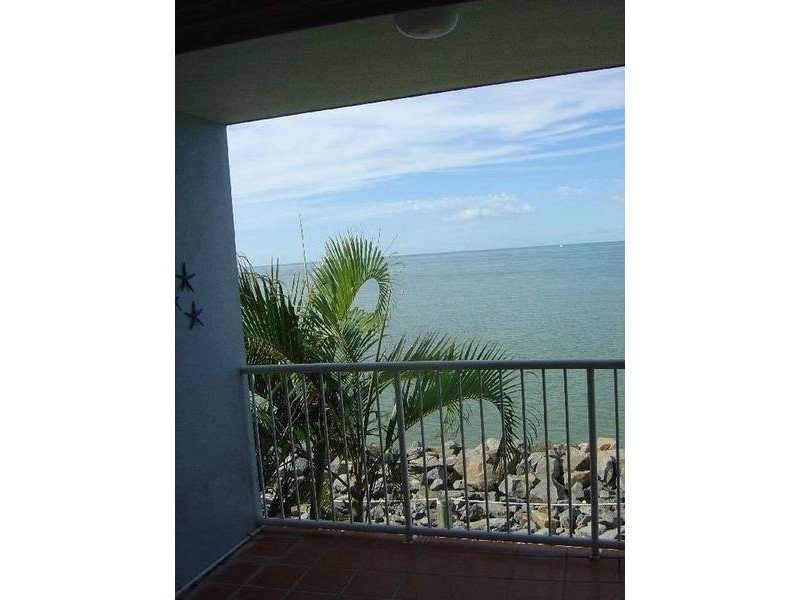 Urangan QLD 4655