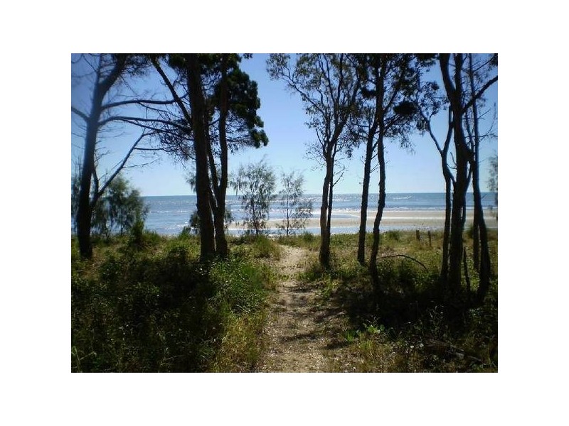 529 O’Regan
Creek Road, Toogoom QLD 4655