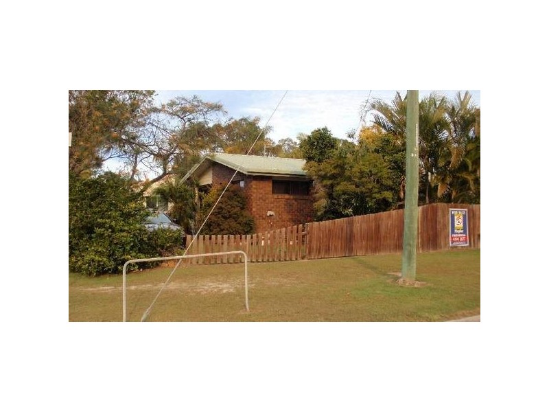 134 Hammond Street, Urangan QLD 4655