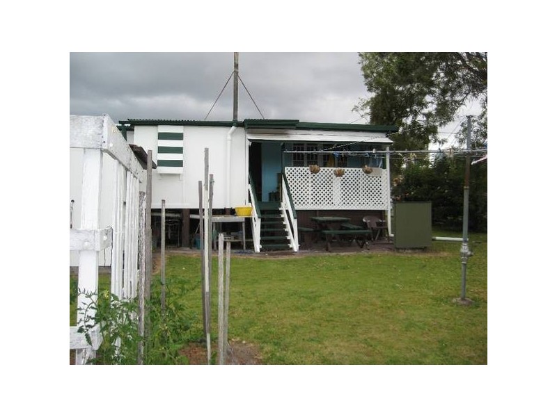 41 Dayman Street, Urangan QLD 4655