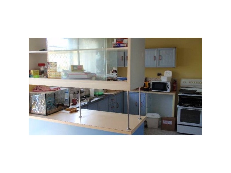 33 Murphy Street, Point Vernon QLD 4655