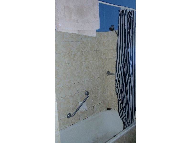 33 Murphy Street, Point Vernon QLD 4655