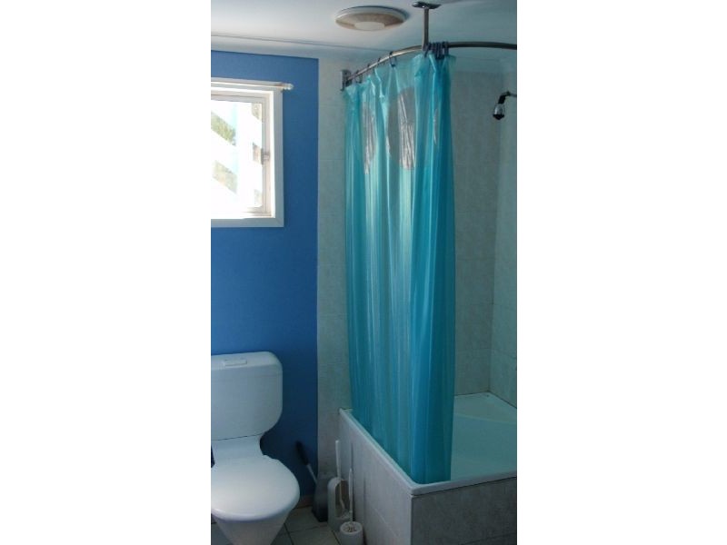 33 Murphy Street, Point Vernon QLD 4655