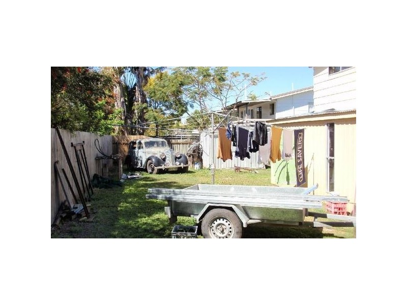 33 Murphy Street, Point Vernon QLD 4655