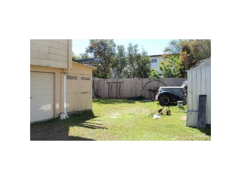 33 Murphy Street, Point Vernon QLD 4655