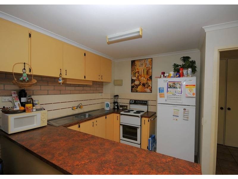 7/479 Esplanade, Torquay QLD 4655