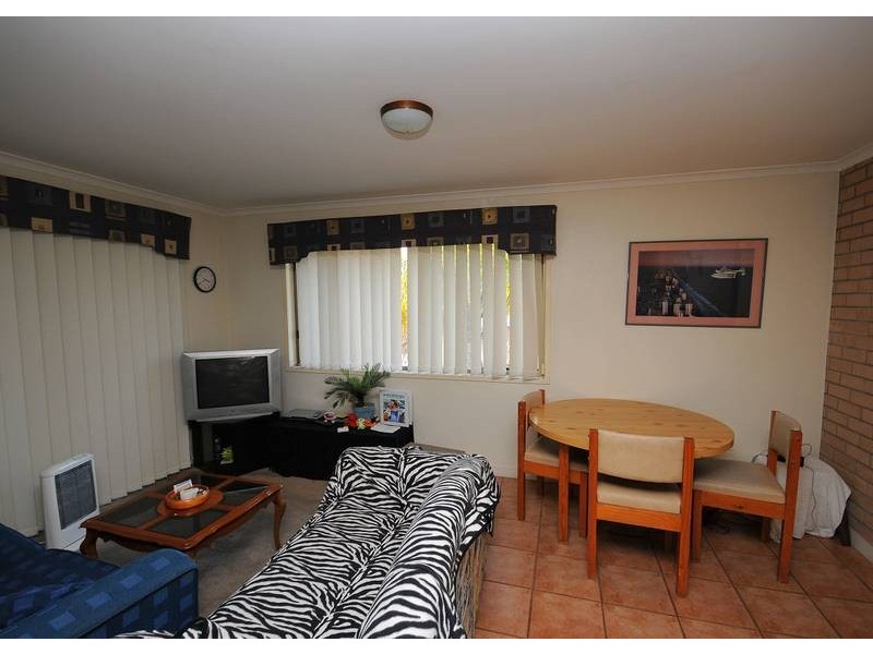 7/479 Esplanade, Torquay QLD 4655