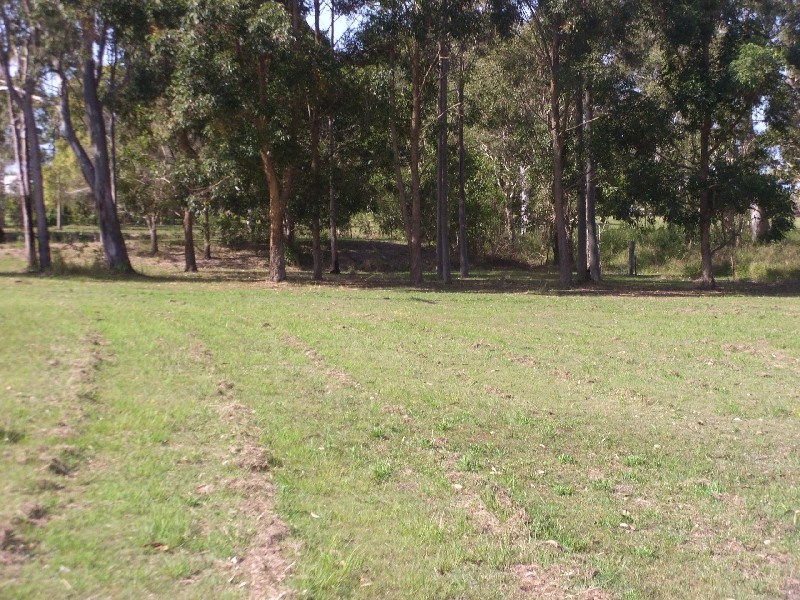 36 Francis Avenue, Booral QLD 4655