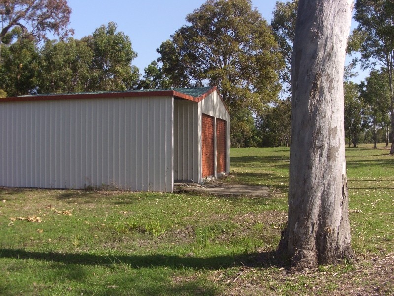 36 Francis Avenue, Booral QLD 4655