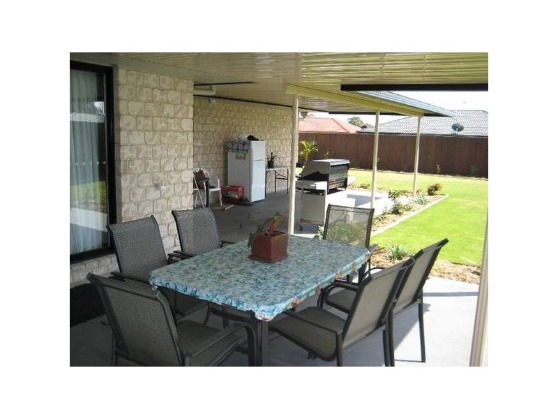 3 Lakeside Drive, Dundowran QLD 4655
