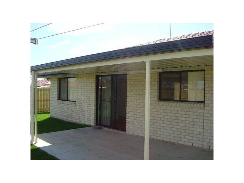 3 Kirton Road, Point Vernon QLD 4655