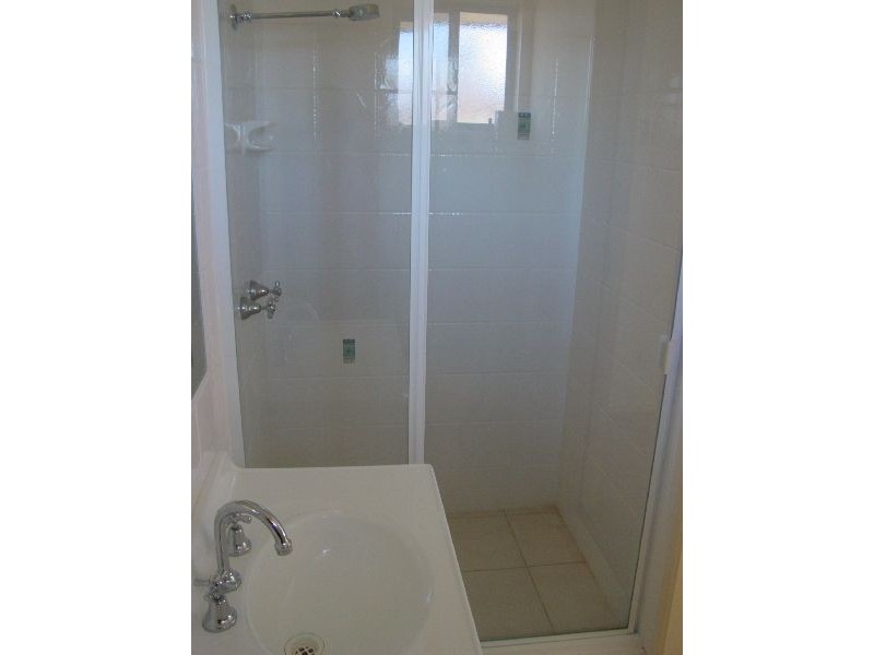 Point Vernon QLD 4655