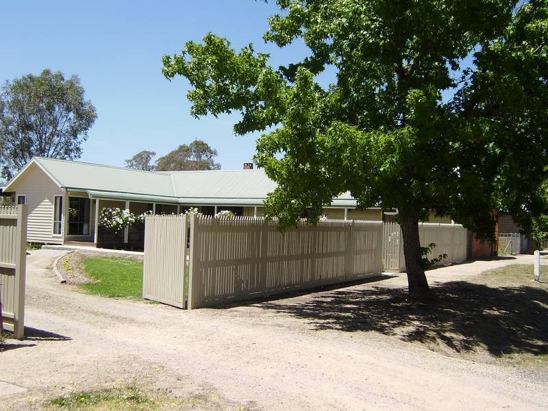 Whitfield VIC 3733
