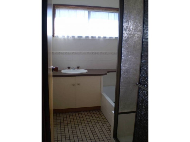 2/18 Williams Road, Wangaratta VIC 3677