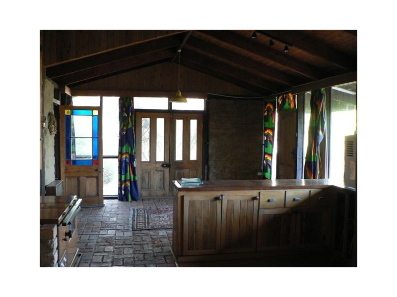 225 Yarrabee Road, Markwood VIC 3678