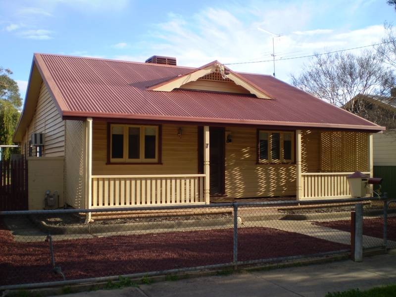 7 Crisp Street, Wangaratta VIC 3677