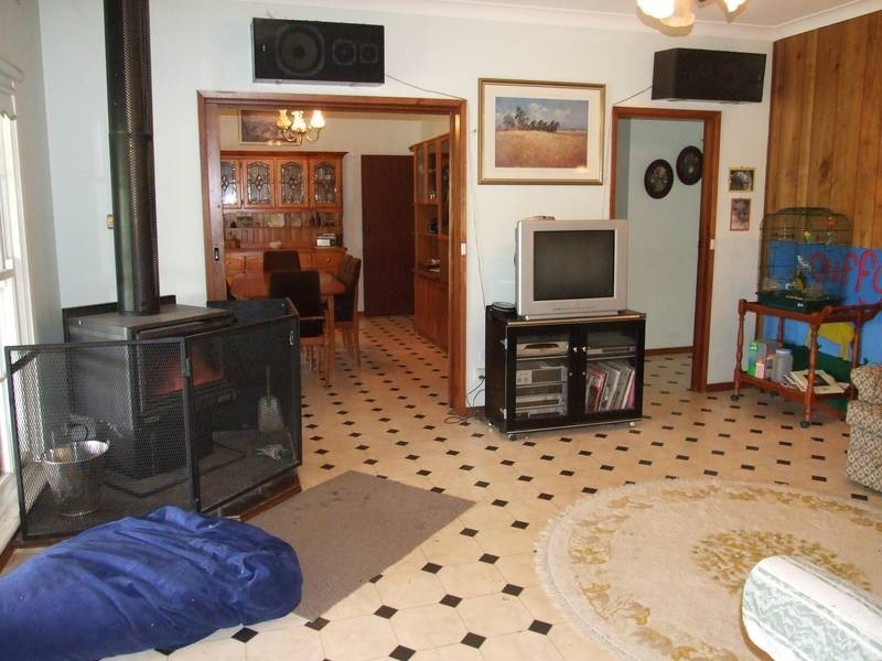 34 SIMPSONS LANE, Moyhu VIC 3732