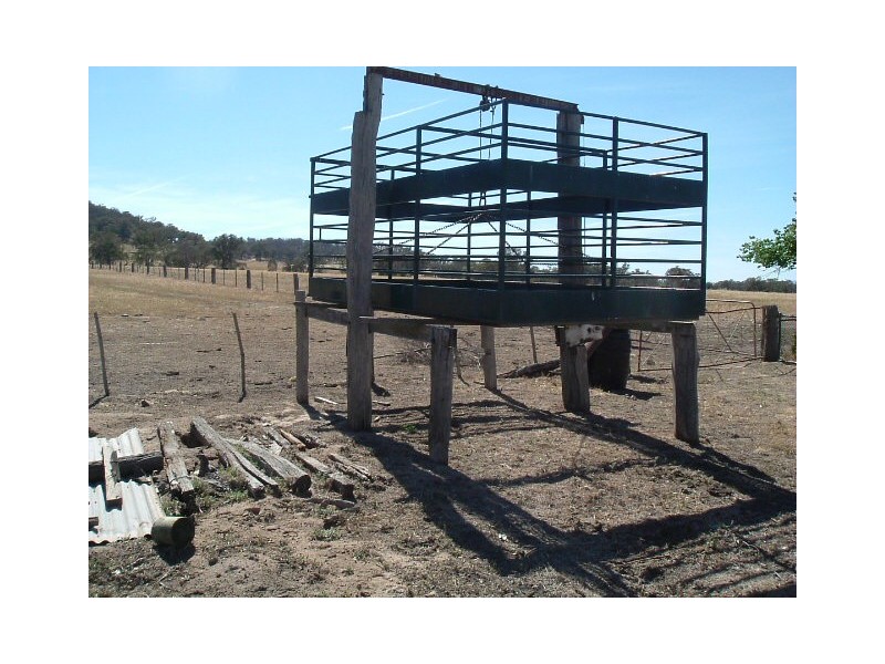 246 OLD HUME HIGHWAY, Glenrowan VIC 3675